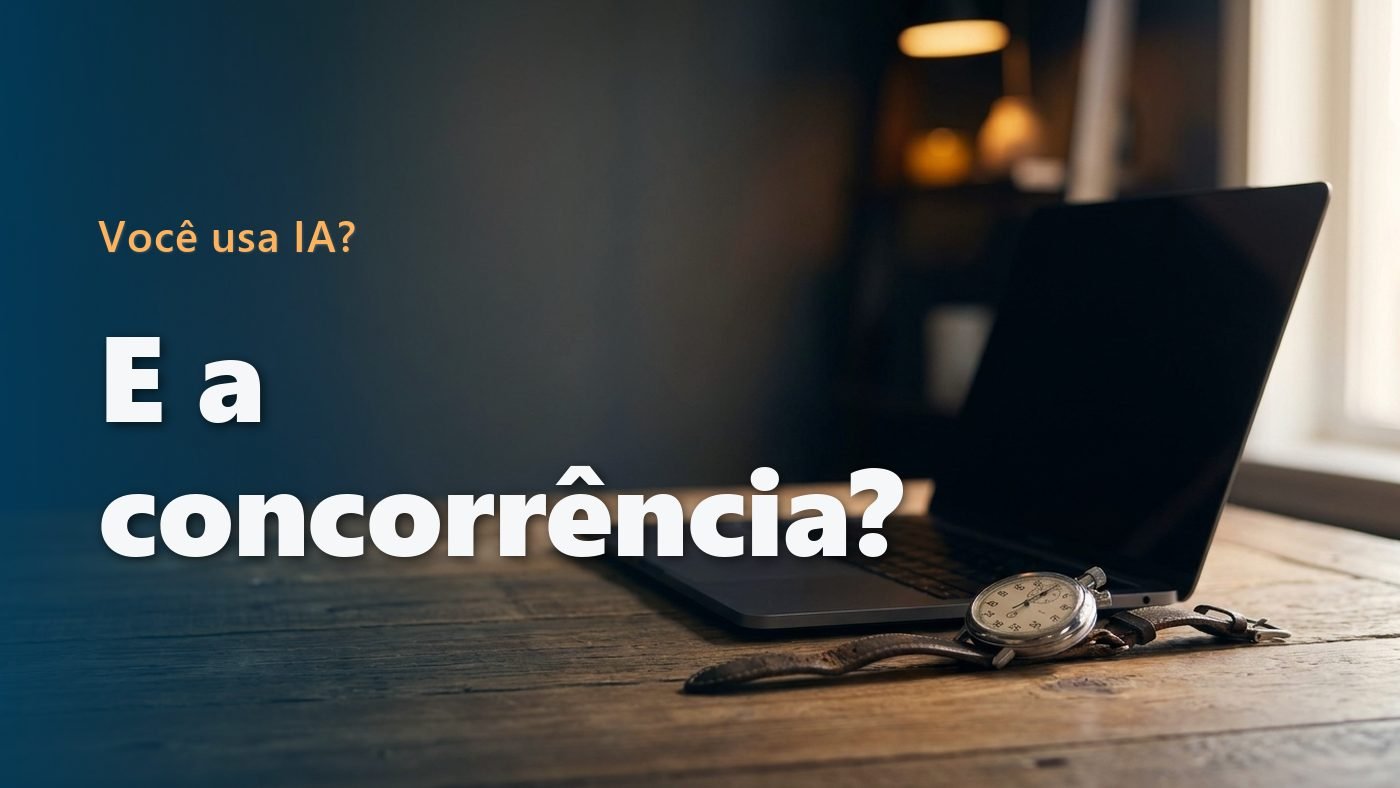 Cronômetro analógico de bolso apoiado sobre uma mesa de madeira rústica ao lado de um notebook aberto com a tela apagada, em ambiente escuro com luz de janela
